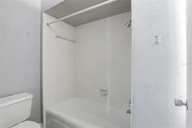 Listing Photo 23