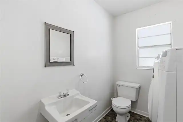 Listing Photo 25