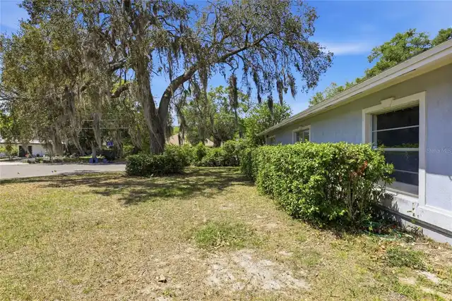 Listing Photo 37