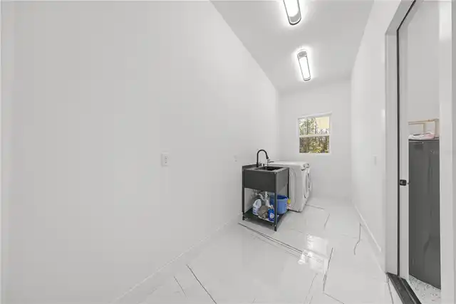 Listing Photo 10