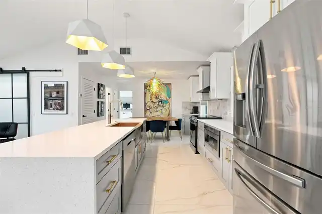 Listing Photo 17