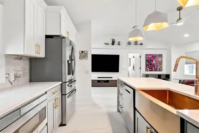 Listing Photo 22