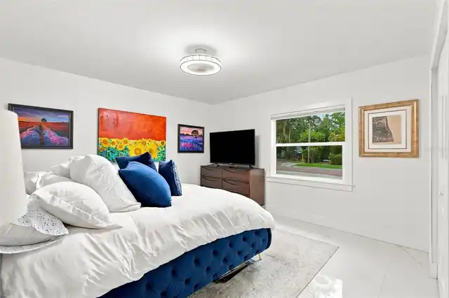 Listing Photo 33