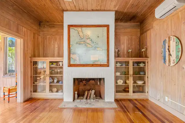 Listing Photo 9