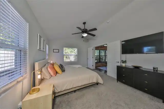 Listing Photo 33