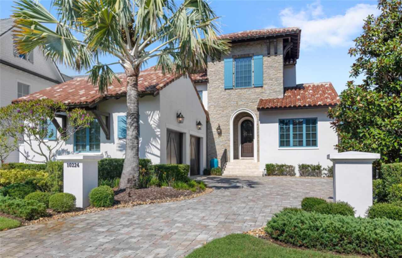 5BR, Home, 4BA, $6,250,000
Read More