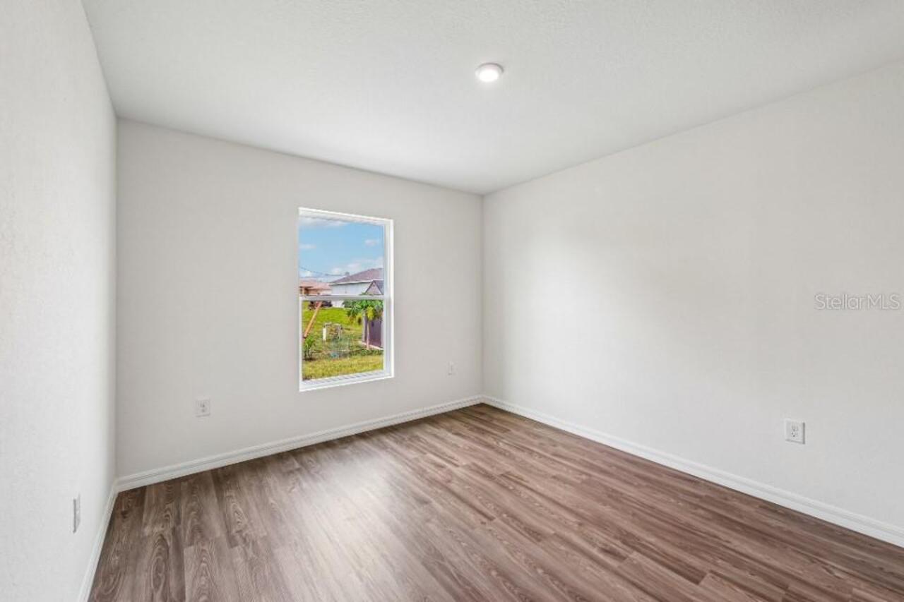 Listing Photo 9