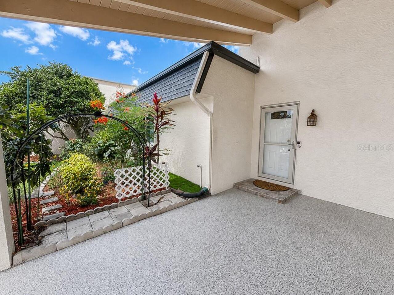 Listing Photo 6