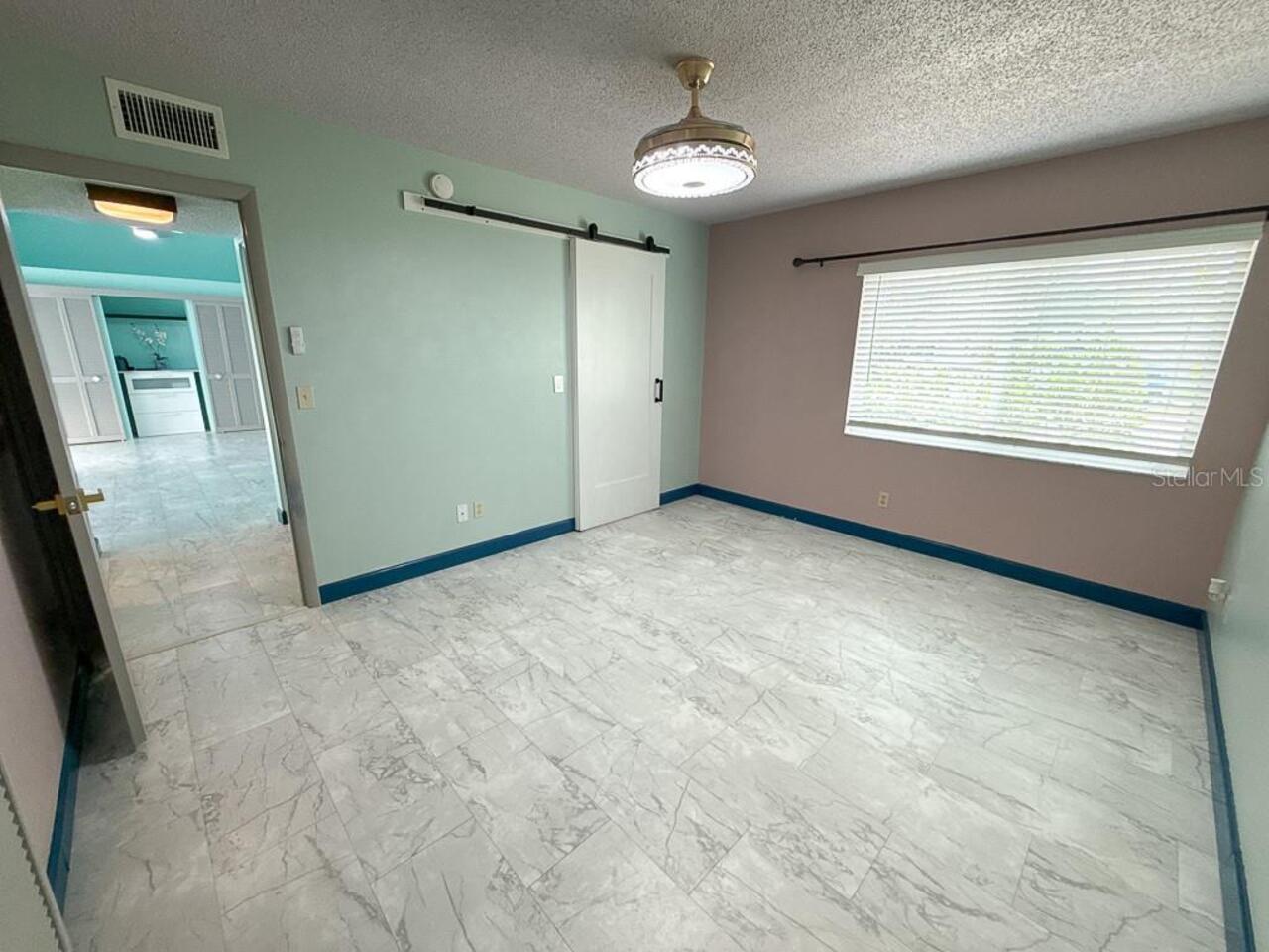Listing Photo 33