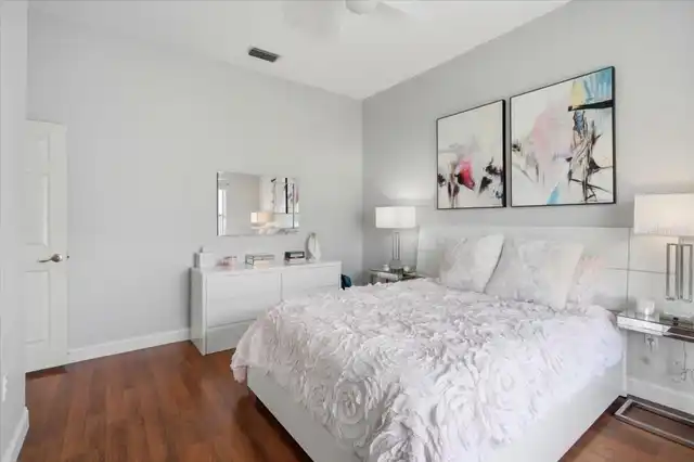 Listing Photo 25