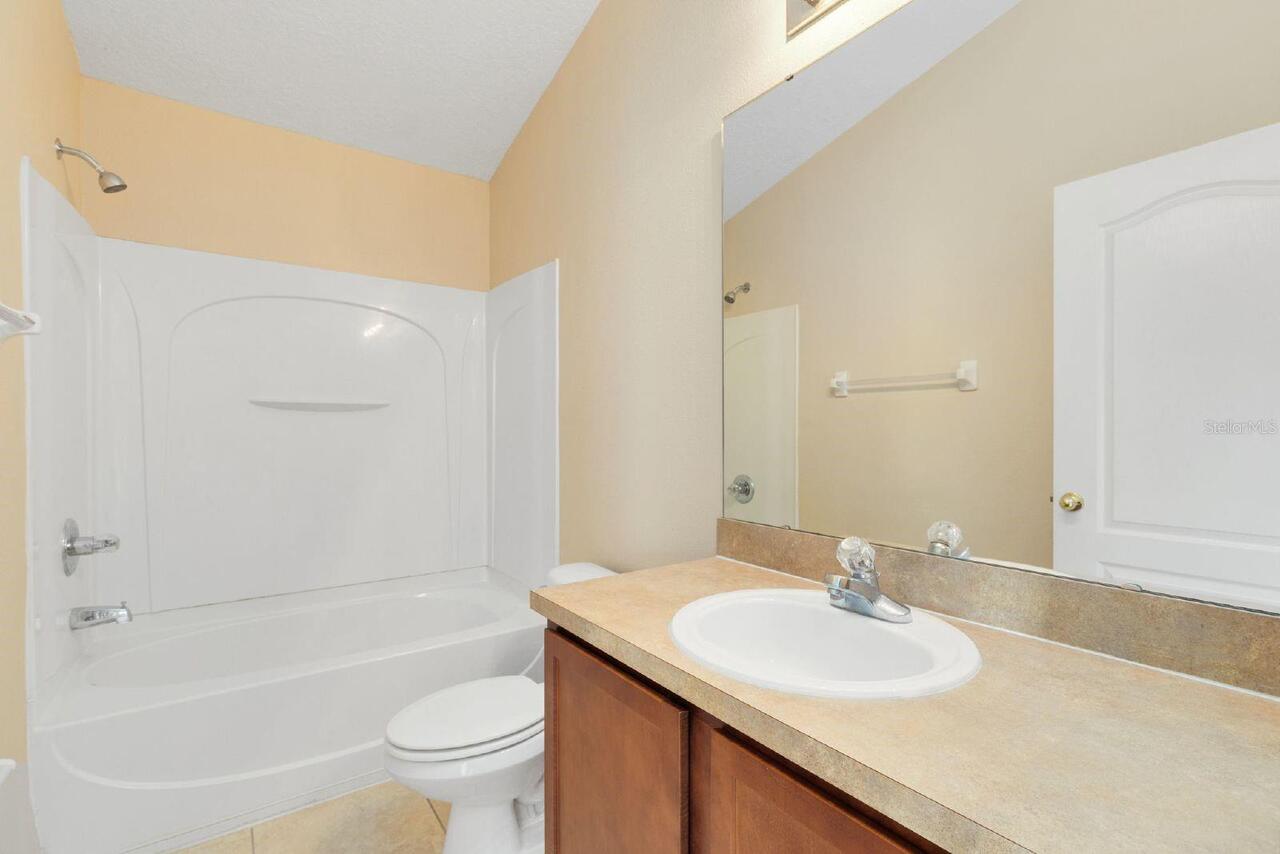 Listing Photo 14