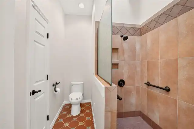 Listing Photo 29