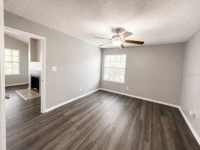 Listing Photo 14