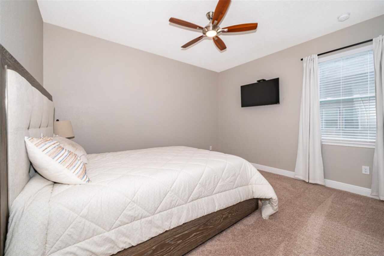 Listing Photo 14