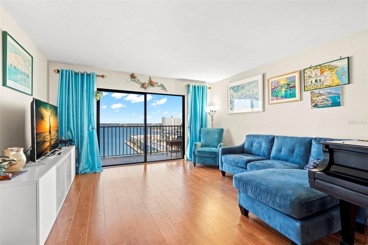 Listing Photo 10