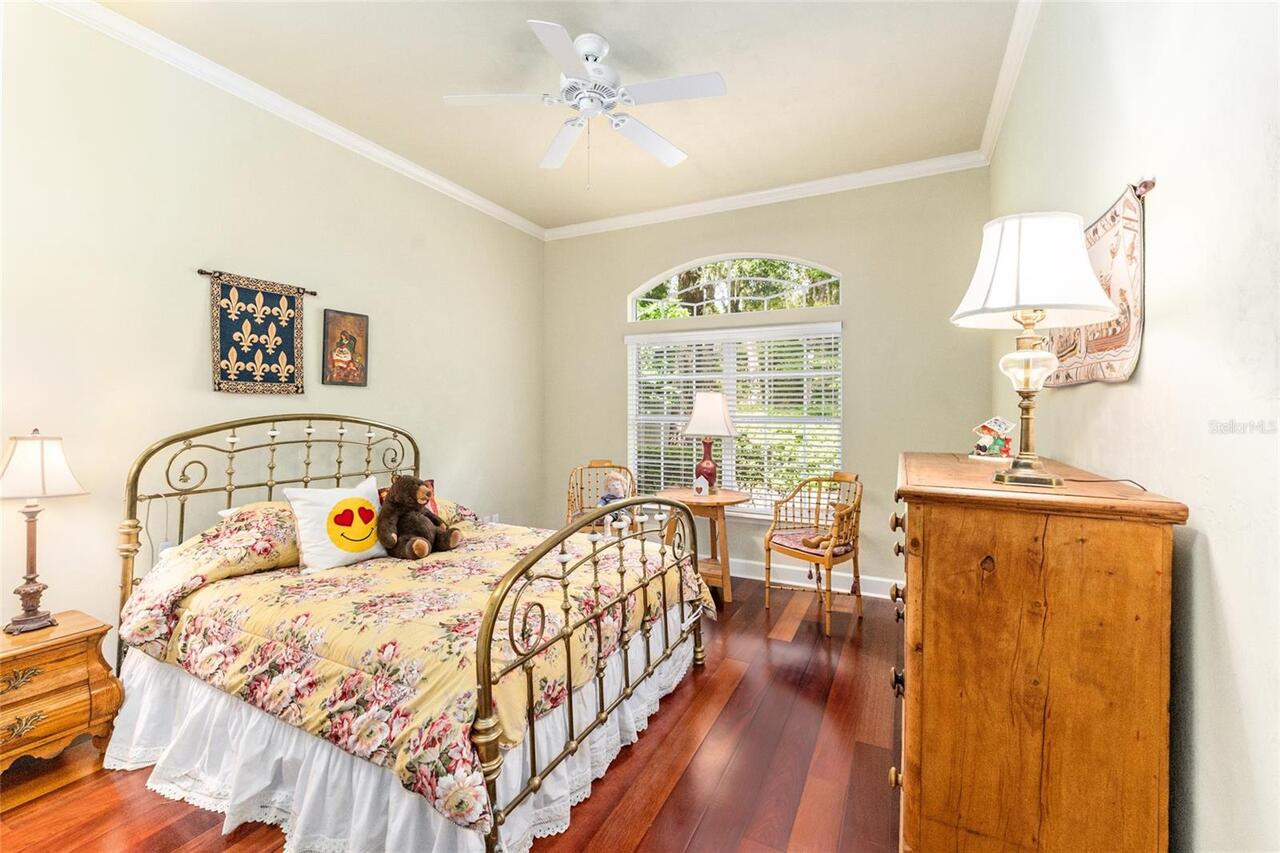 Listing Photo 21