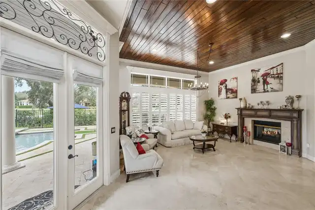 Listing Photo 17