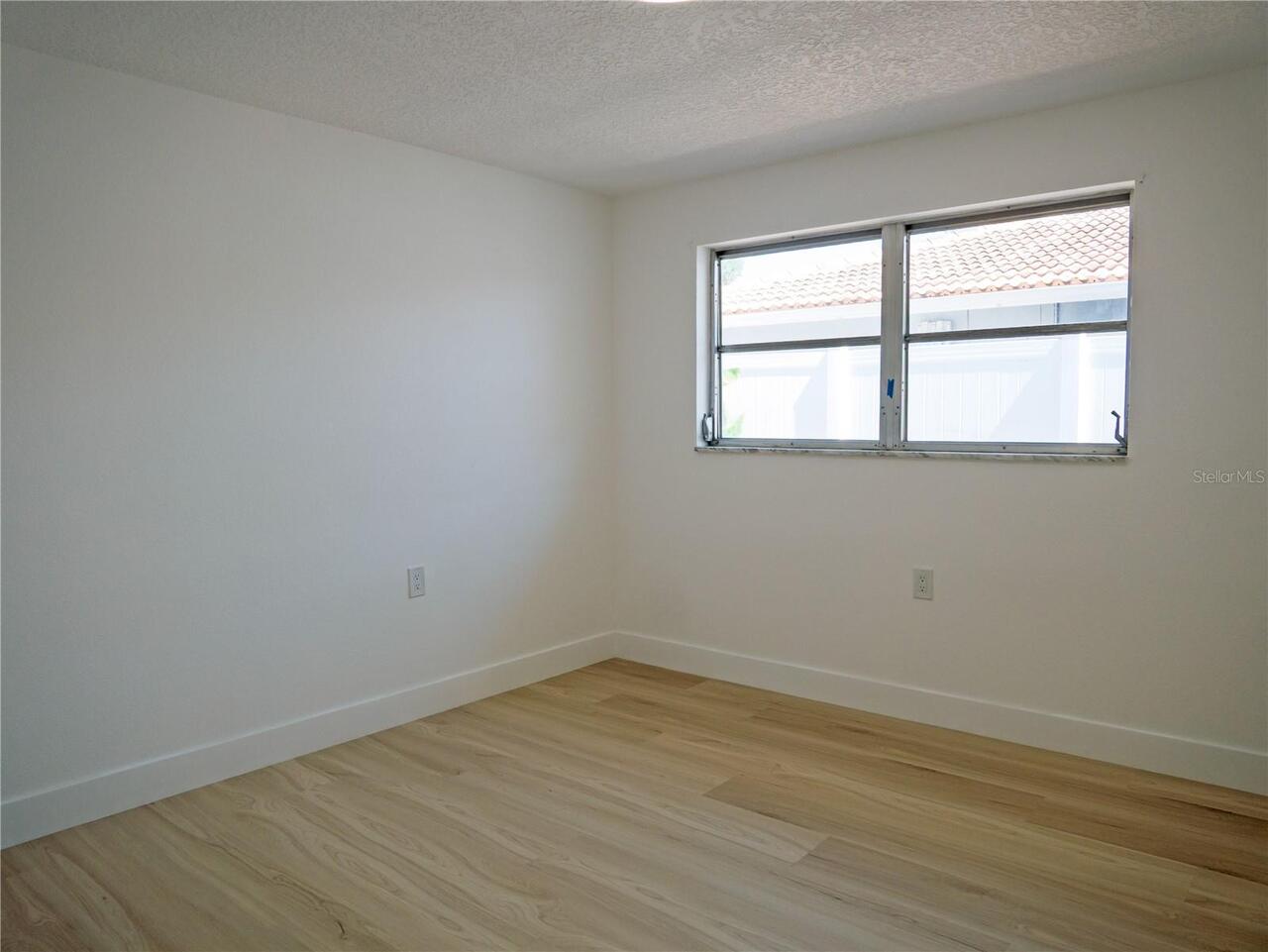 Listing Photo 35