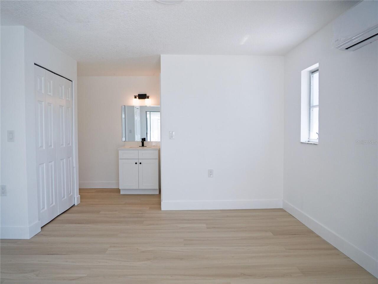 Listing Photo 44