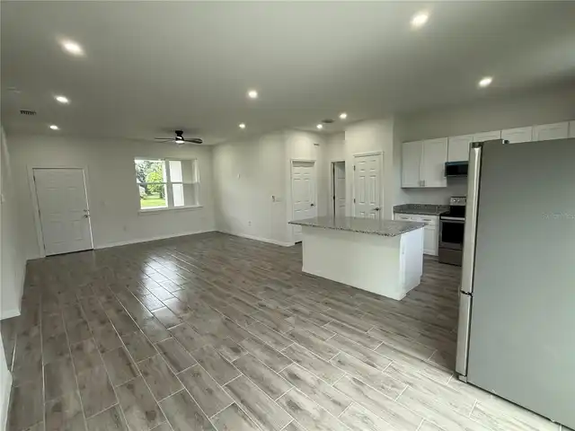 Listing Photo 15