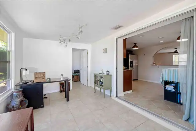 Listing Photo 21
