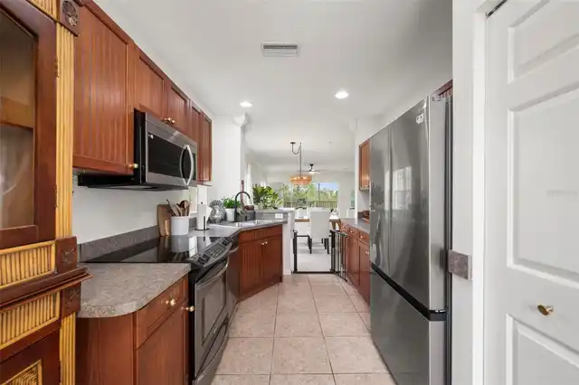 Listing Photo 14