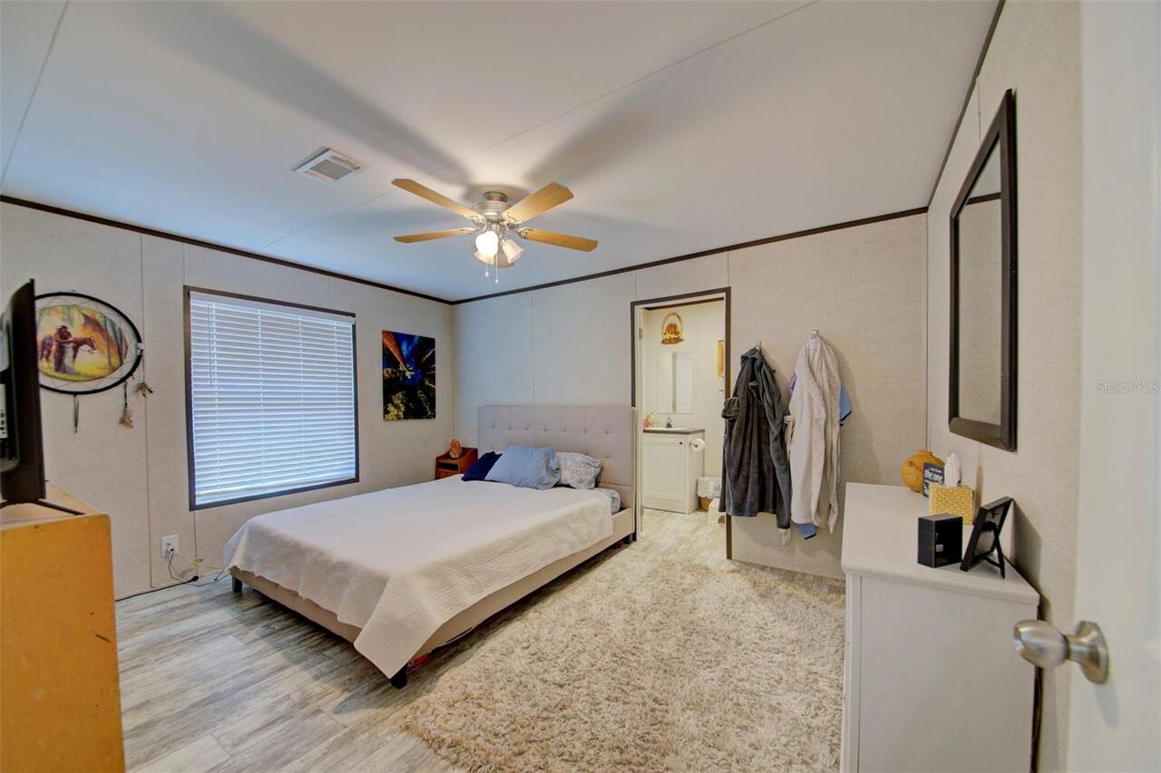Listing Photo 24