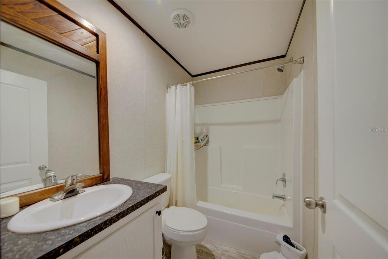 Listing Photo 32