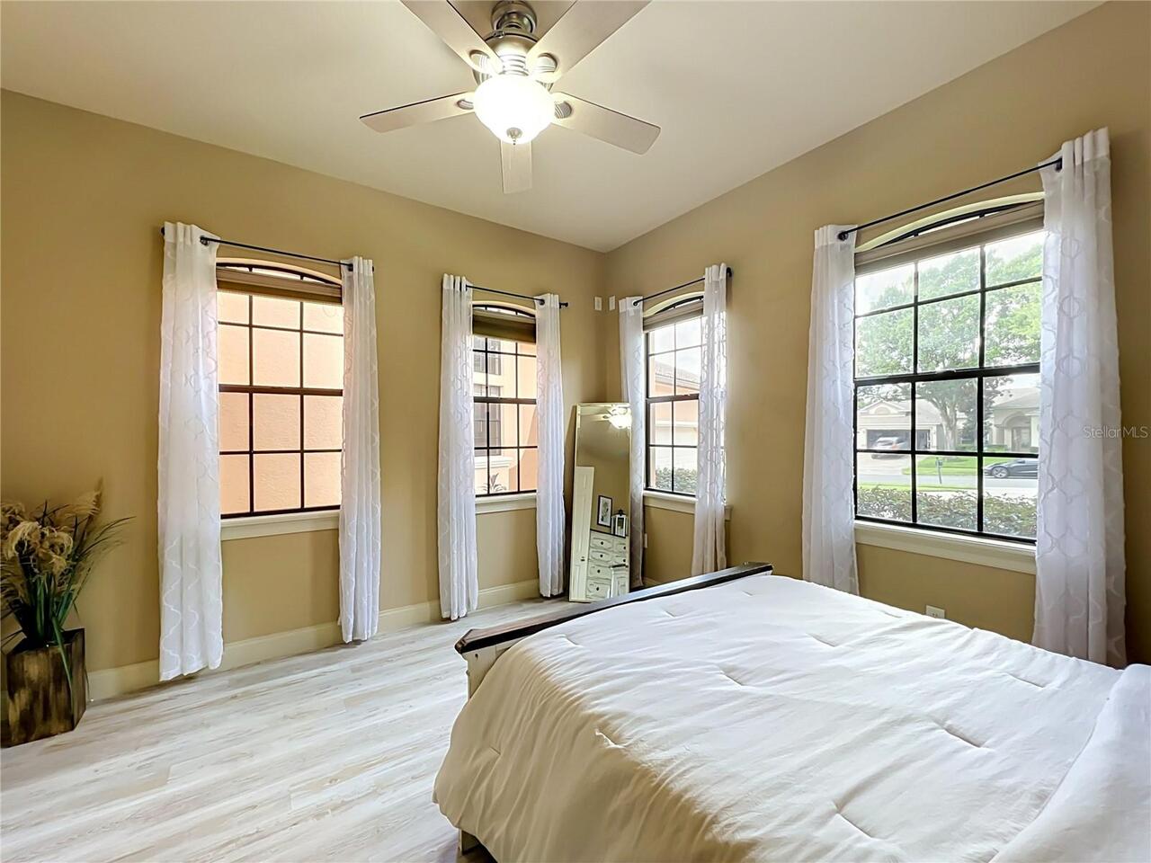 Listing Photo 38