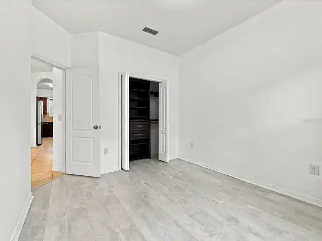 Listing Photo 20