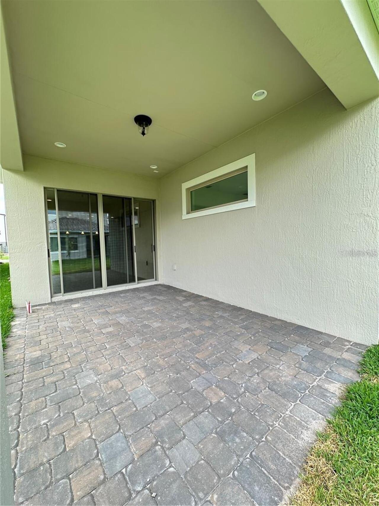 Listing Photo 14