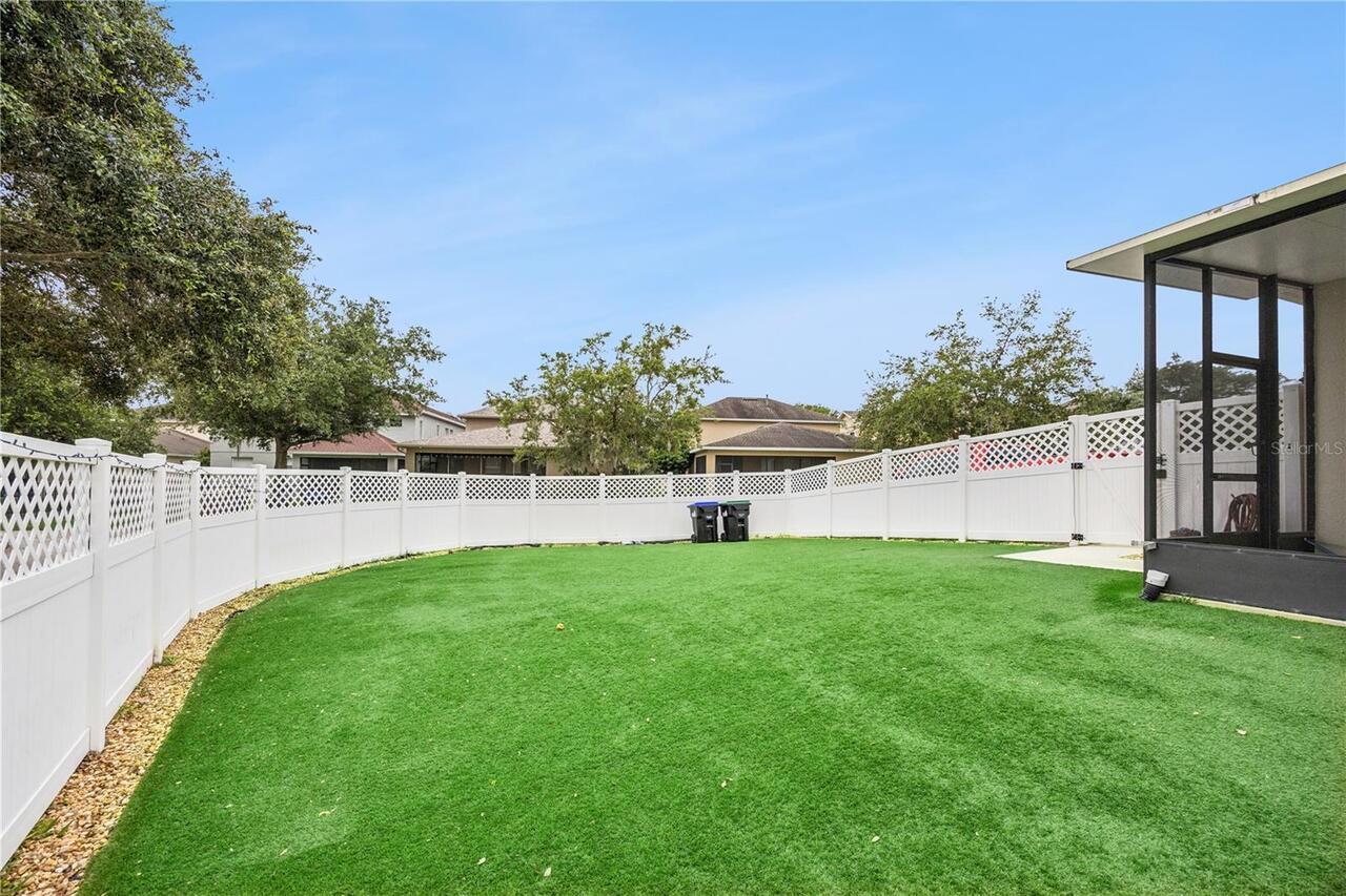 Listing Photo 18