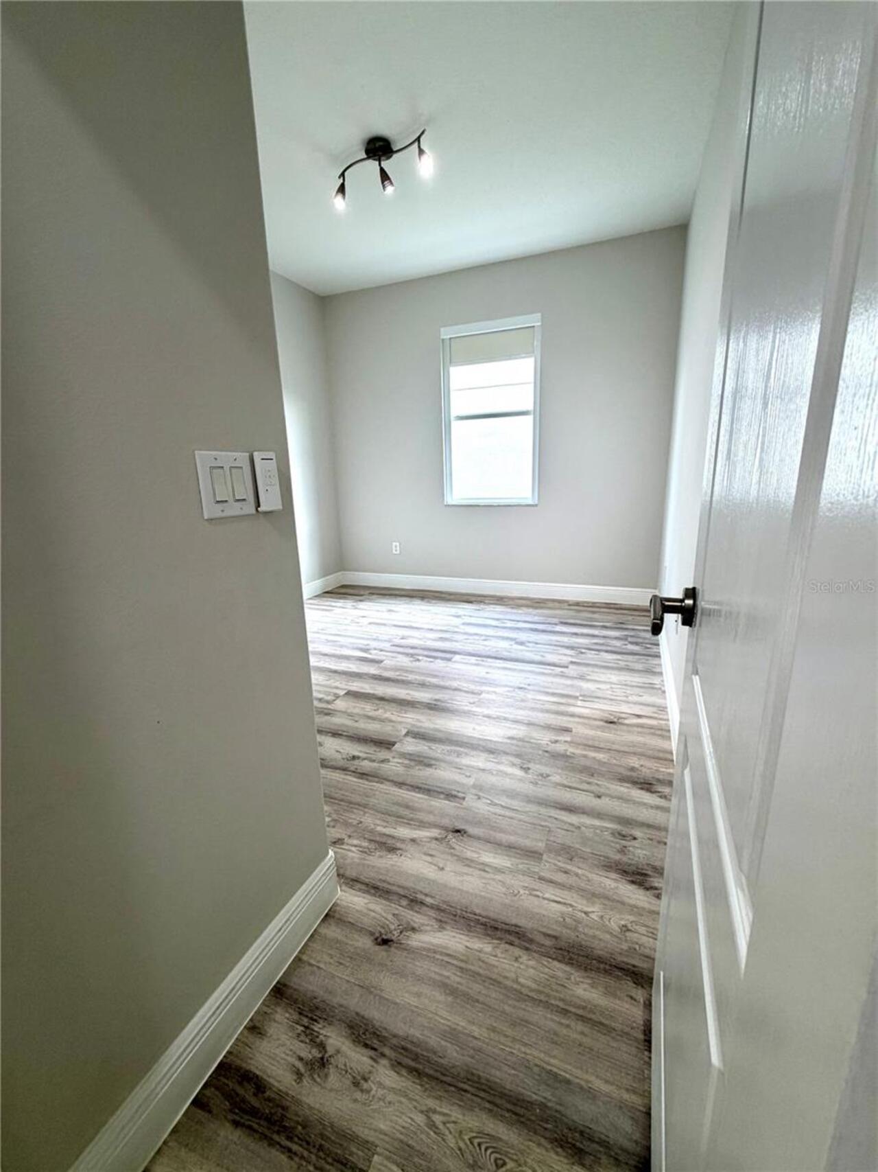 Listing Photo 26