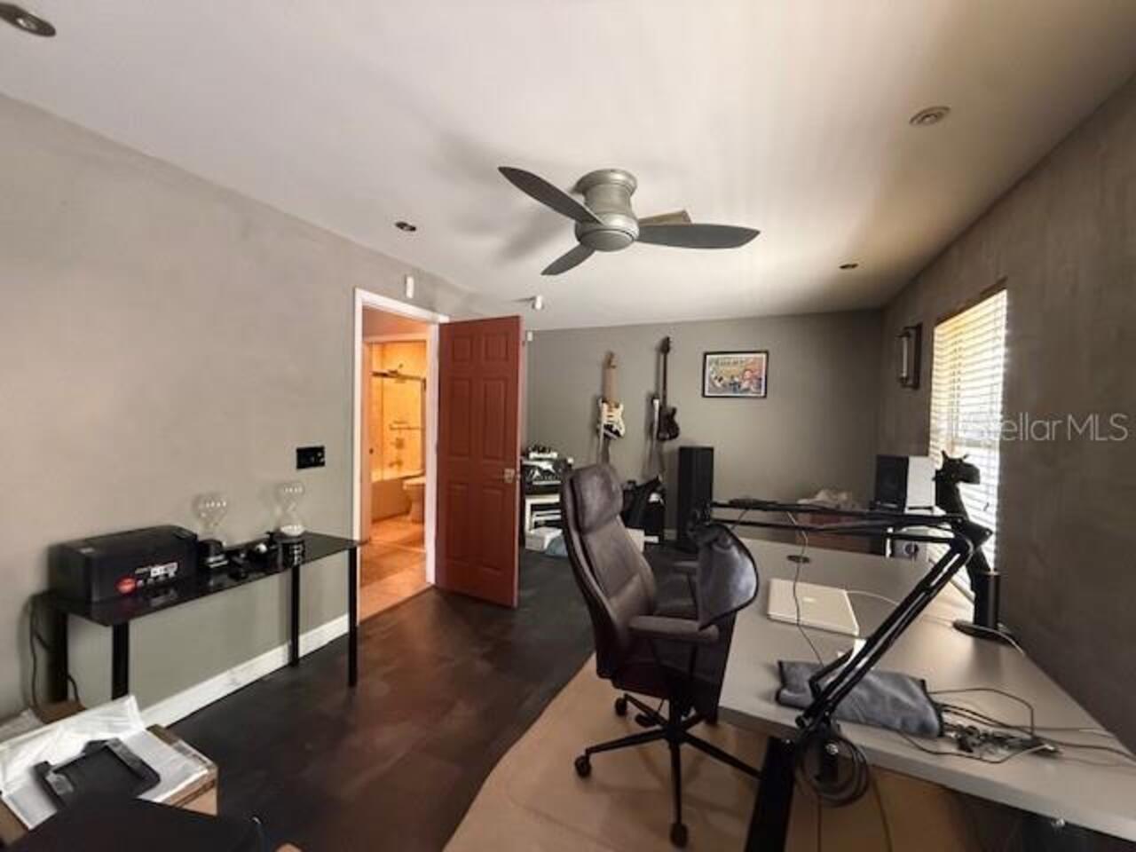 Listing Photo 23