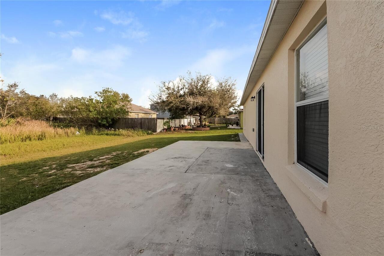 Listing Photo 14