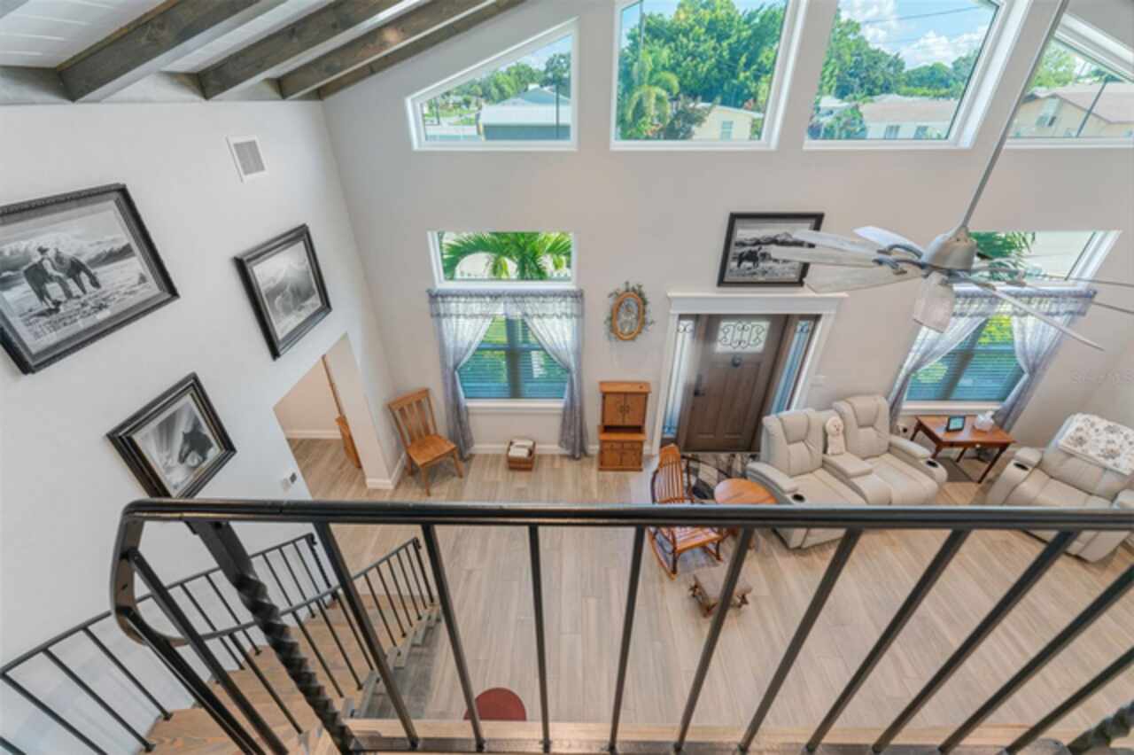 Listing Photo 11