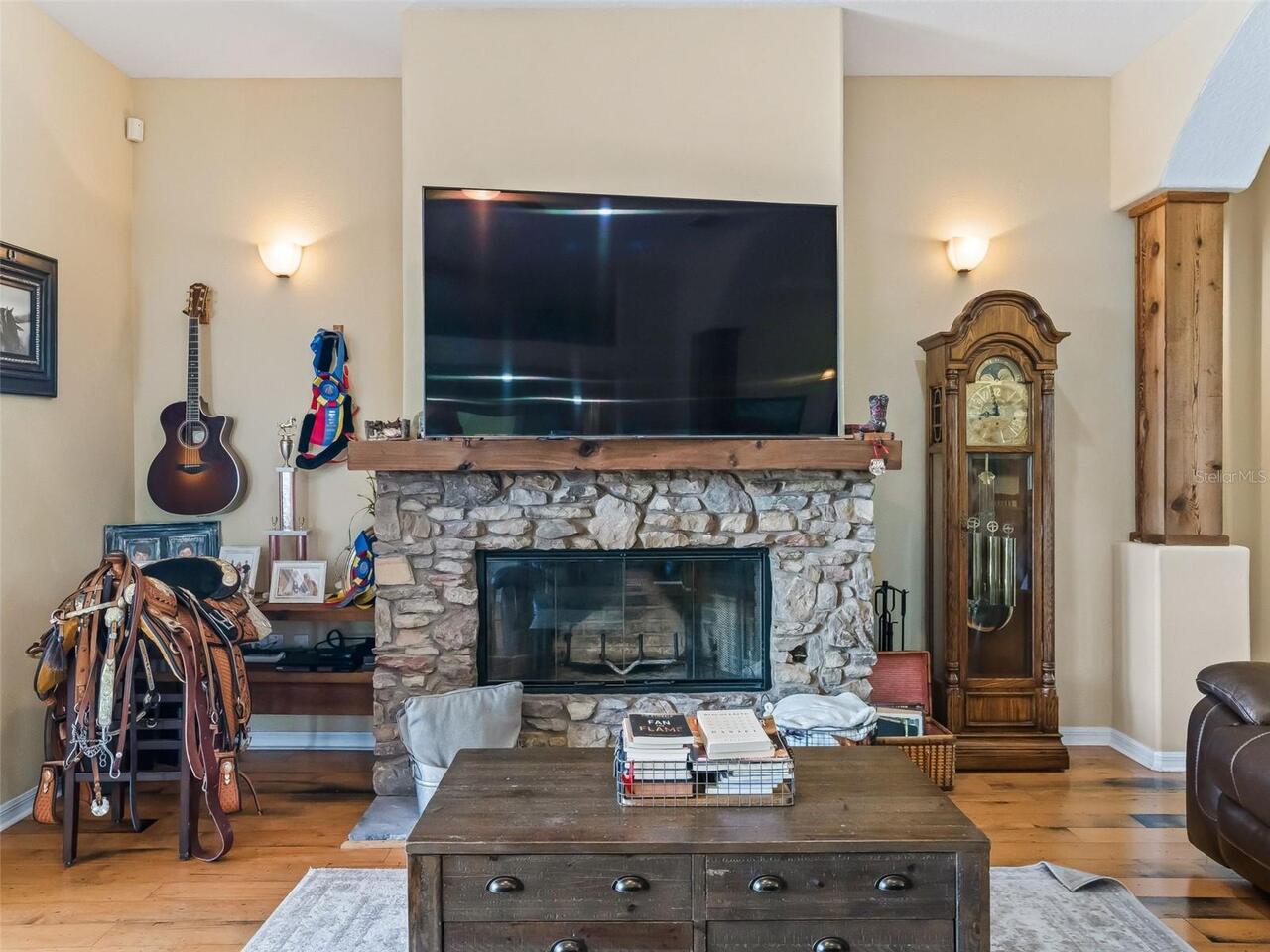 Listing Photo 9