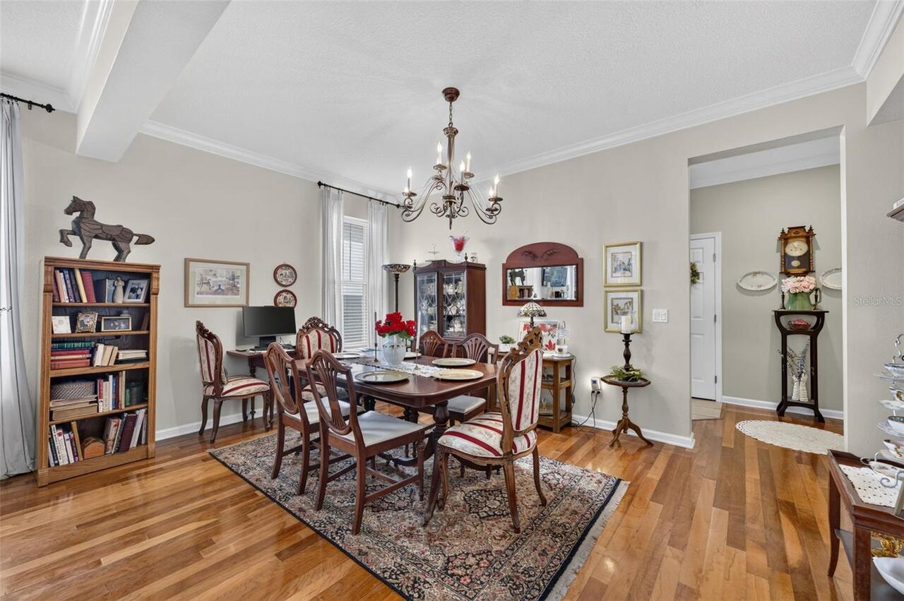 Listing Photo 8