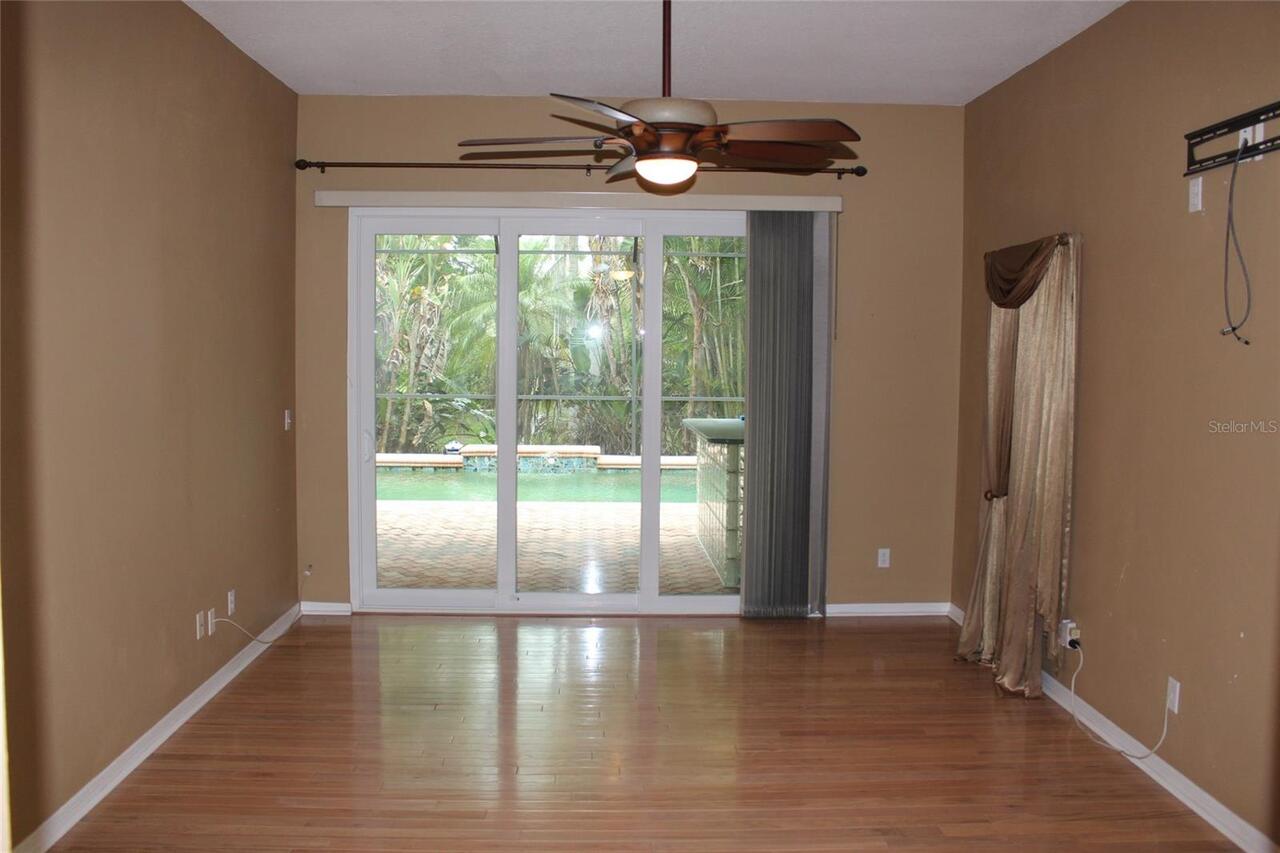 Listing Photo 32
