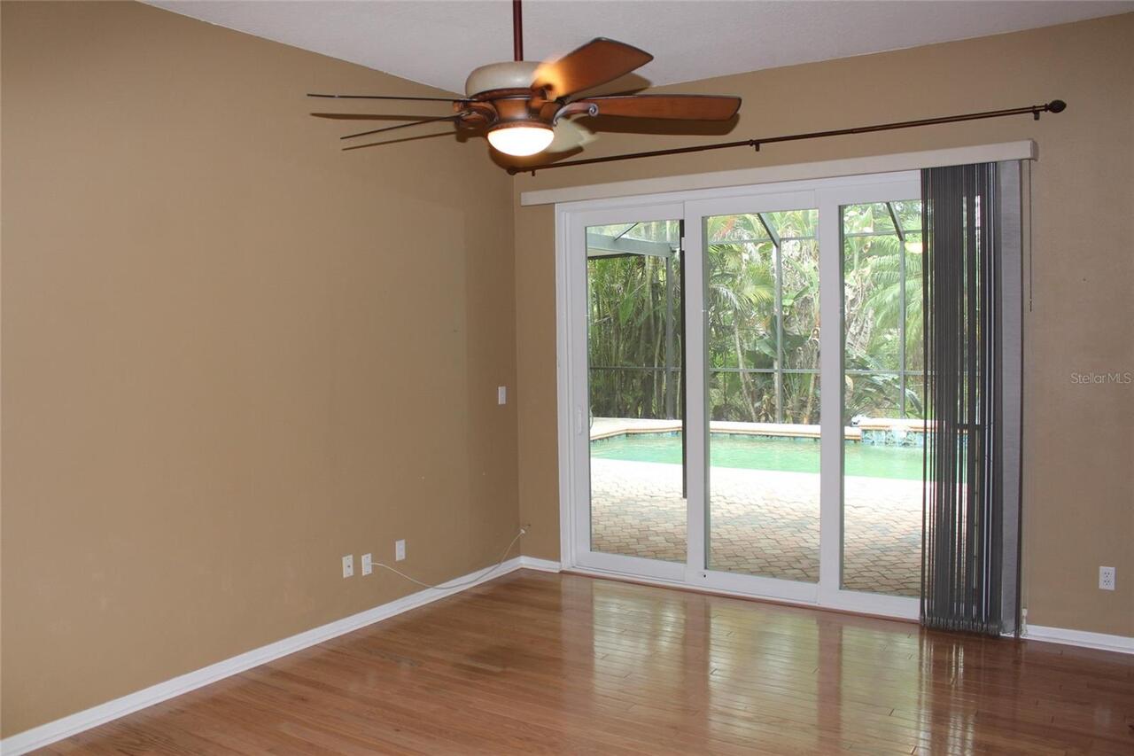Listing Photo 33