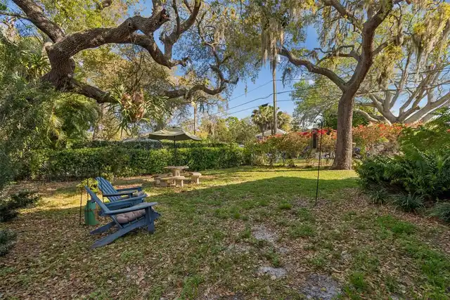 Listing Photo 11