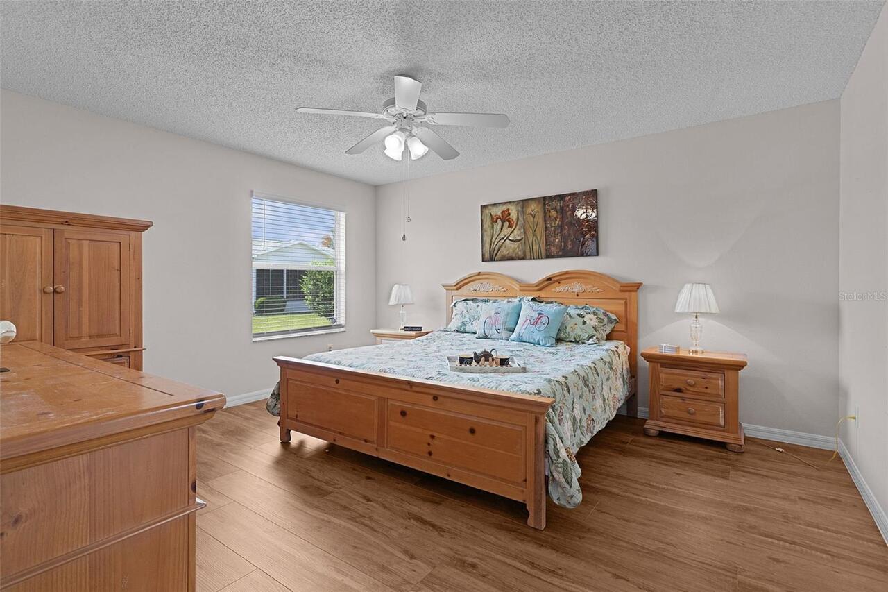 Listing Photo 14