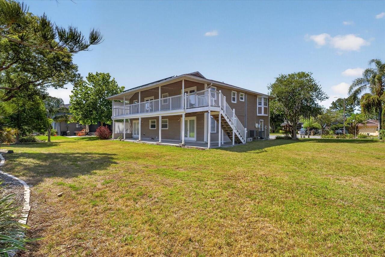 Listing Photo 10