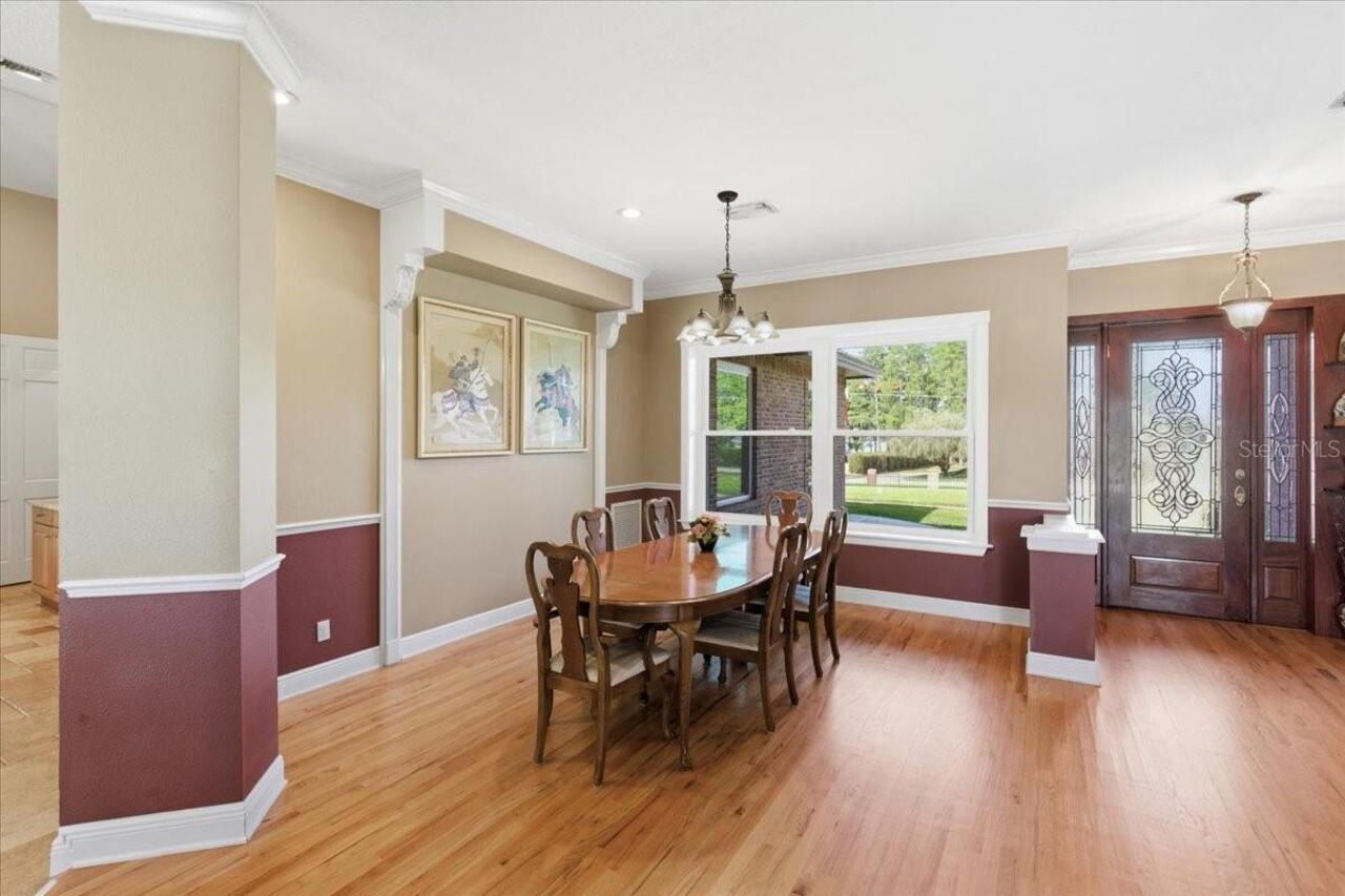 Listing Photo 12