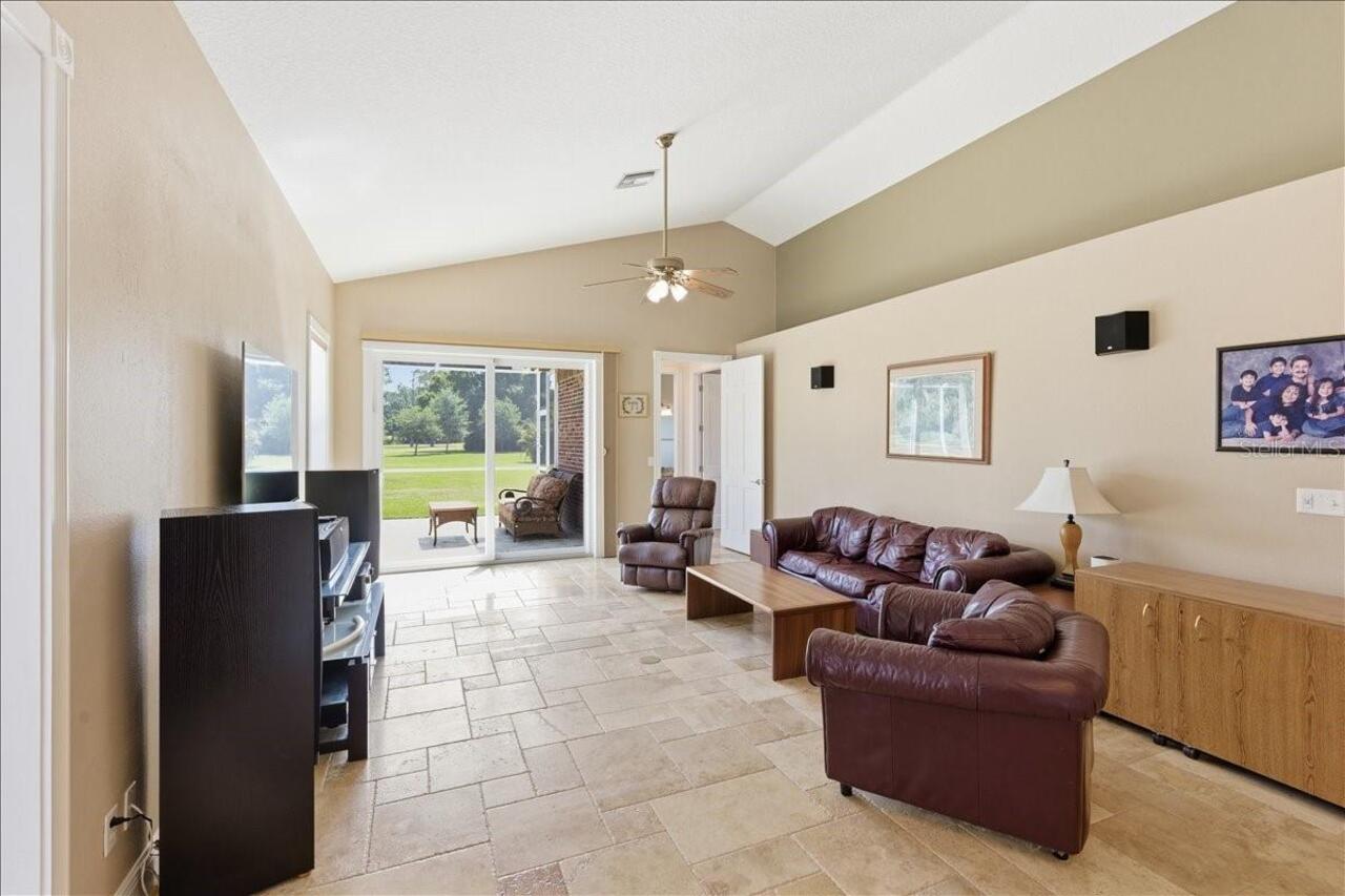 Listing Photo 34