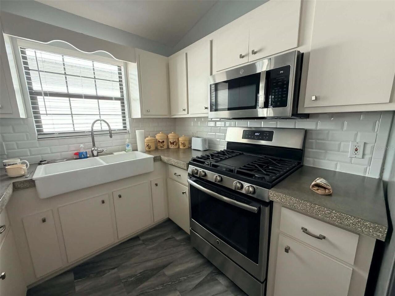 Listing Photo 6