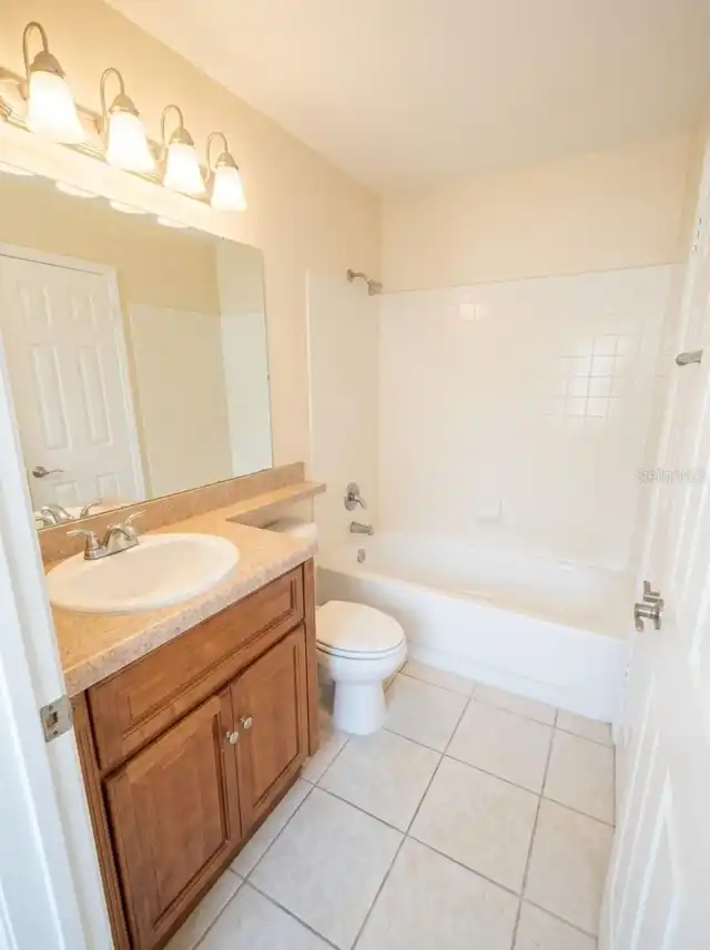 Listing Photo 6