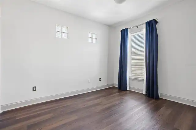 Listing Photo 31