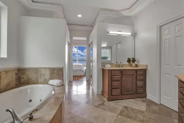Listing Photo 25