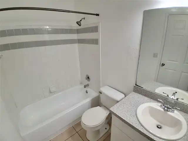 Listing Photo 17